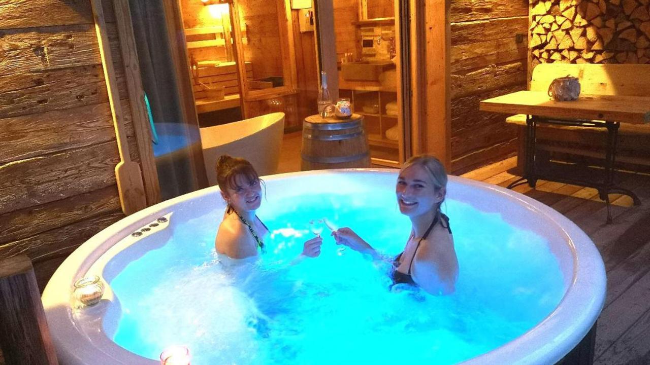 Bayerischer Wald Chalets ツヴィーゼル エクステリア 写真